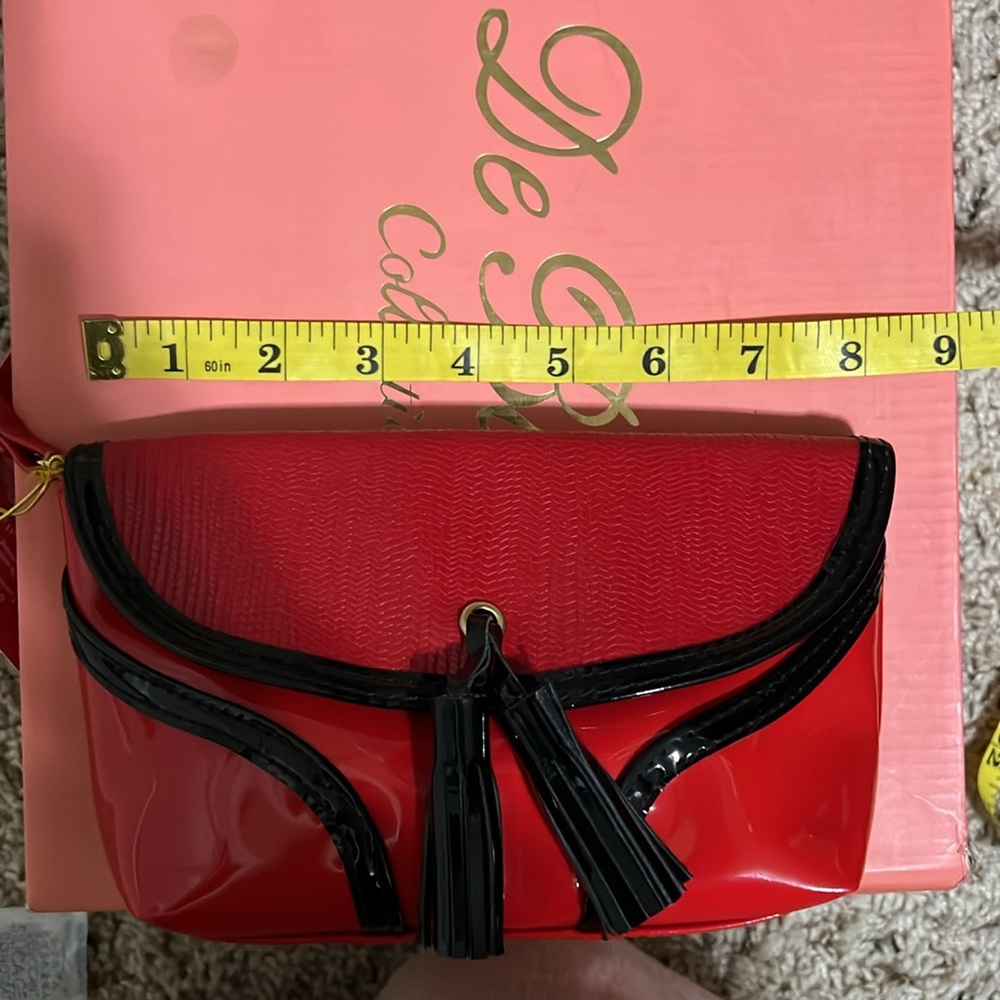 Make-Up Bag (No Cosmetic/Make-Up in it) - Picture 5 of 7